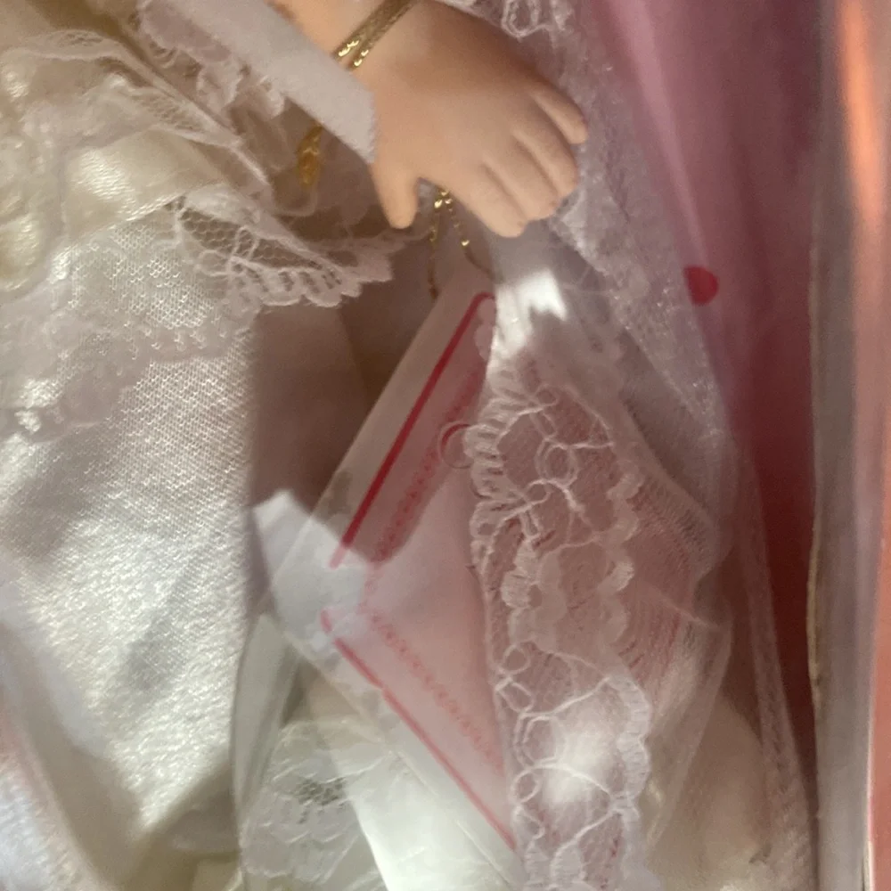 Collectible Memories Exclusive Porcelain Bride Doll - 16” EUC wOriginal Box
